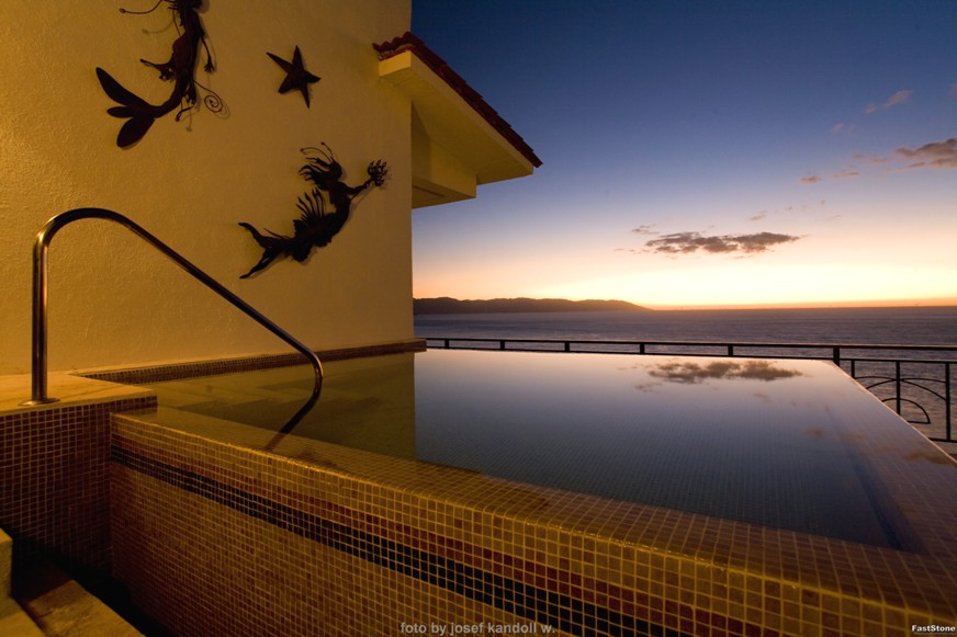 puerto vallarta time for sunset Molino de Agua